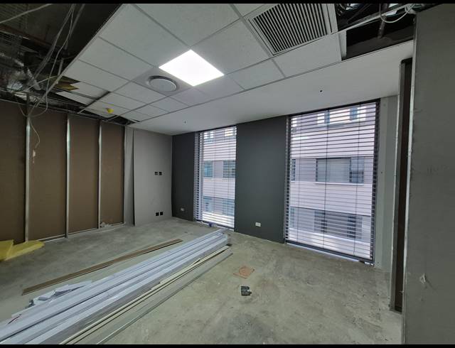 695M² OFFICE TO LET IN SANDTON CENTRAL